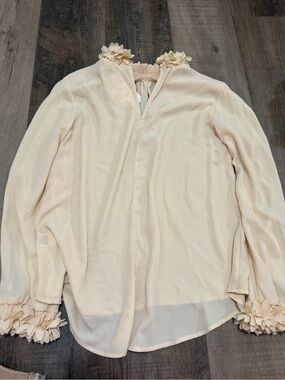 Love Riche Cream Floral-Trim Long Sleeve Blouse